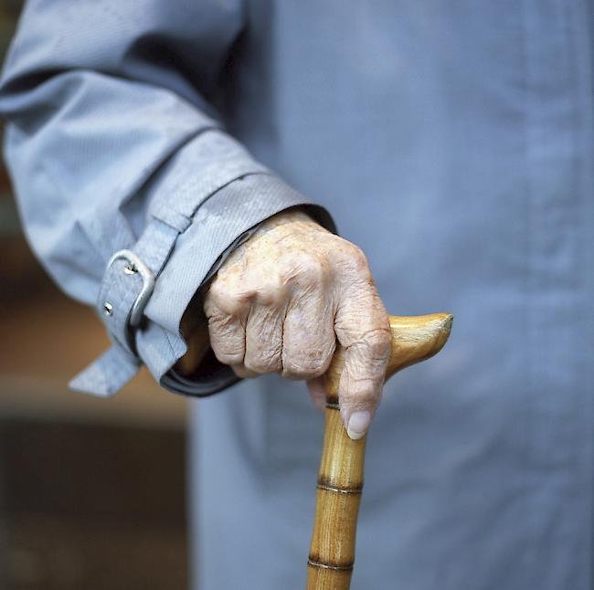 Stürze gehören zu den häufigsten Unfällen bei Senioren.