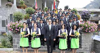 Die Musikgesellschaft Edelweiss St. Niklaus freut sich &uuml;ber eine neue Uniform.