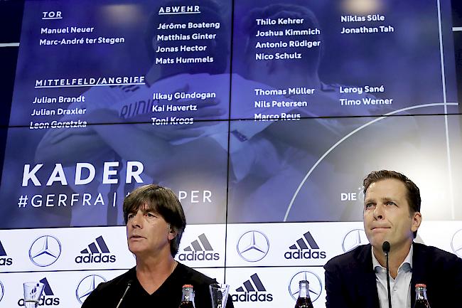 Selbstkritisch. Der deutsche Bundestrainer Joachim Löw und Team-Manager Oliver Bierhoff äusserten sich am Mittwoch zum peinlichen Vorrunden-Aus an der WM in Russland.