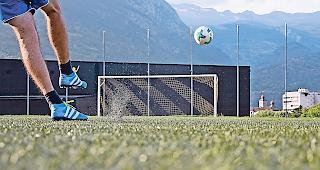 Das Bundesamt f&uuml;r Gesundheit h&auml;lt Kunstrasen f&uuml;r unproblematisch.