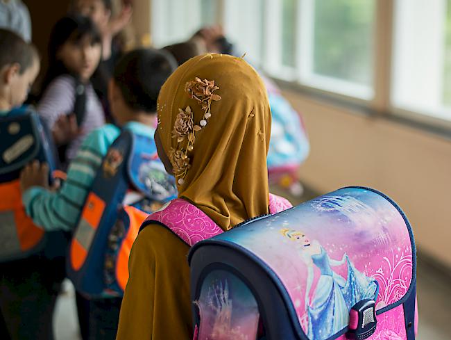 Das Bundesgericht hat am Freitag die Initiative der Walliser SVP, welche jegliche Kopfbedeckungen an Schulen verbieten wollte, für ungültig erklärt.