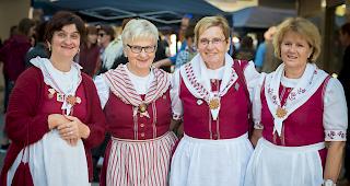 Beatrice Michlig (57), Theres Eyer (81), Rita Salzmann (64) und Anita Walker (66), Naters