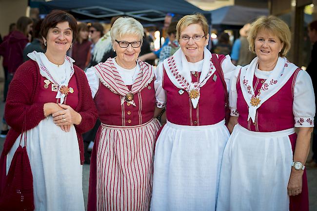 Beatrice Michlig (57), Theres Eyer (81), Rita Salzmann (64) und Anita Walker (66), Naters