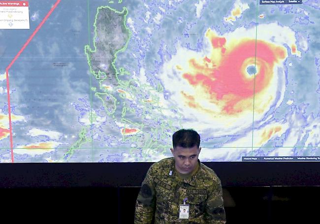 Philippinen rüsten sich für Supertaifun "Mangkhut". 