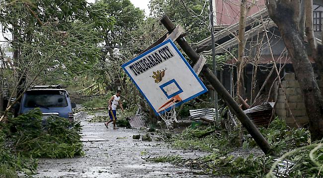 Durch den Supertaifun "Mangkhut" sind auf den Philippinen und in Taiwan mindestens neun Menschen gestorben. 
