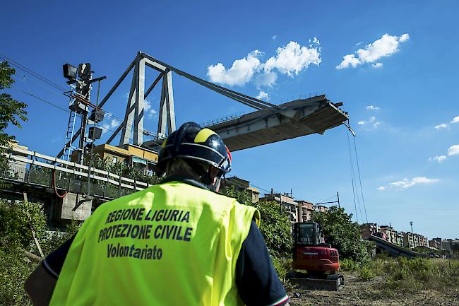 Mehr als 500 Menschen mussten nach dem Brücken-Einsturz in Genua ihre Wohnungen verlassen.