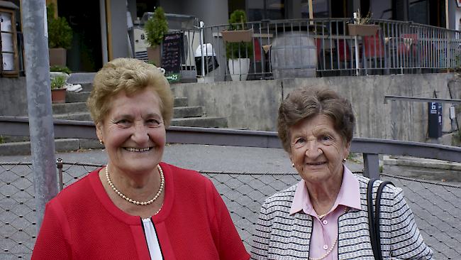 Ida Nanzer (77) und Alice Escher (84) aus Gamsen.