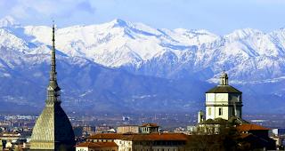 Auch der Plan einer gemeinsamen Kandidatur der fr&uuml;heren Olympia-St&auml;dte Cortina d'Ampezzo und Turin (im Bild) gemeinsam mit Mailand ist gescheitert.