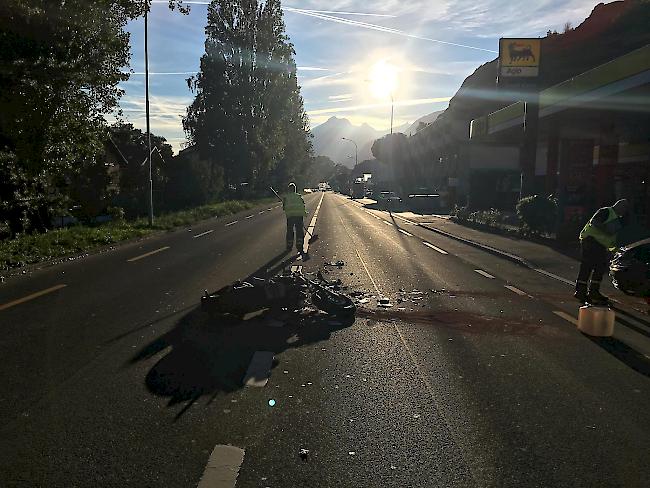 Ein Schwerverletzter. Am Montag ereignete sich in Sitten ein Verkehrsunfall zwischen einem Motorradfahrer und einem Personenwagen.