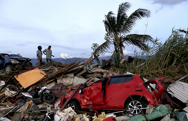 Tragisch. Die schweren Erdbeben und der Tsunami haben in Indonesien gemäss offiziellen Angaben mindestens 1944 Menschenleben gefordert.