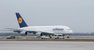 Eine Lufthansa-Maschine aus M&uuml;nchen musste am Samstagmorgen in Genf wegen Rauch im Cockpit notlanden. (Archivfoto)