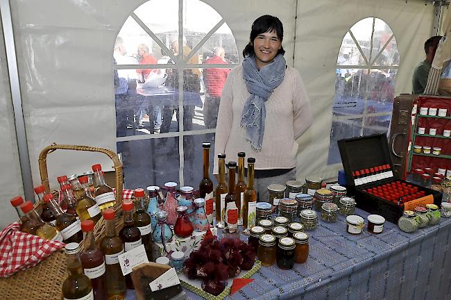 Impressionen vom ersten Alp- und Bergproduktemarkt Oberwallis.