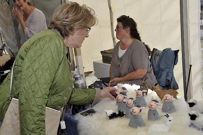 Impressionen vom ersten Alp- und Bergproduktemarkt Oberwallis.