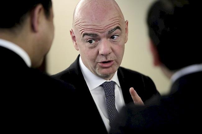 Die Gespräche mit Gianni Infantino seien nötig gewesen, um Fragen zum Verfahrenskomplex Fussball zu klären, so Lauber. (Symbolbild)