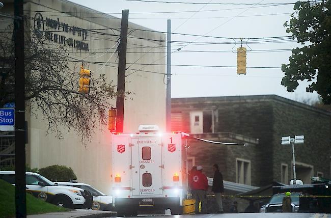 Bei der antisemitischen Gewalttat in der Lebensbaum-Synagoge von Pittsburgh starben am Samstag elf Menschen.