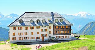 Die alten Hotelzimmer im Hotel Belalp werden n&auml;chsten Fr&uuml;hling im Belle-&Eacute;poque-Stil saniert.