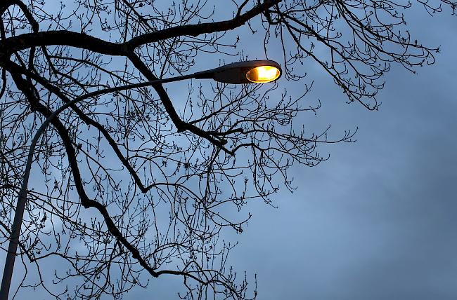 Jeweils ab Mitternacht sollen für einige Stunden die Strassenlaternen abgestellt werden.