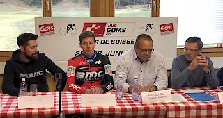 Von links: Benjamin Weger, Kilian Frankiny und die beiden Co-Pr&auml;sidenten des lokalen OKs Beat Schilter und Koni Hallenbarter.