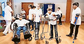 Erleben und lernen. Die Rolle als Patient und als Krankenpfleger einnehmen.