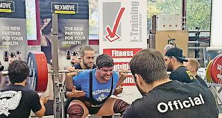 Beim Kniebeugen liess Hanselmann 265 Kilogramm auflegen.