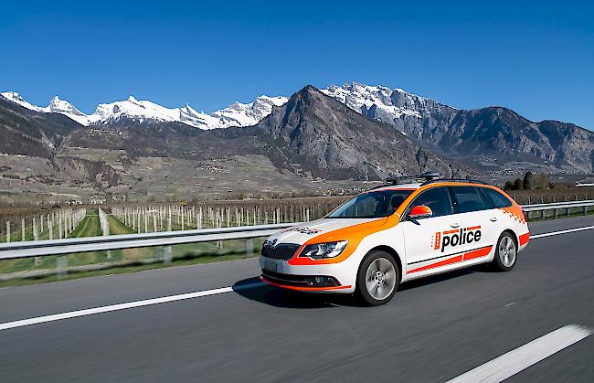 Prävention. Wegen einer Zunahme der Unfälle verschärft die Kantonspolizei in den kommenden Wochen die Kontrollen auf der Autobahn.