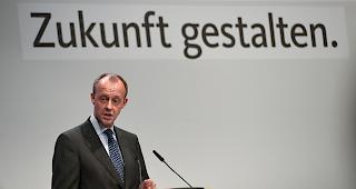 Kandidat f&uuml;r den CDU-Vorsitz. Friedrich Merz tritt bei der Wahl der neuen Parteispitze am 7. Dezember gegen Kramp-Karrenbauer und Bundesgesundheitsminister Jens Spahn an.