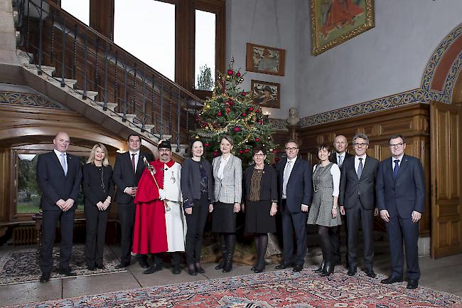 Die Botschafterin ist von einer Walliser Delegation im Schloss Mercier in Siders empfangen worden.