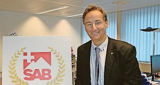 Thomas Egger in seinem Berner B&uuml;ro: &laquo;Italien interessiert es nicht, ob der Eisenbahnbetrieb durch den Simplontunnel funktioniert.&raquo;