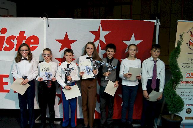 Die Finalisten des Wettbewerbs der Minis (10-13 Jahre).