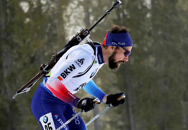 Benjamin Weger fährt in der Verfolgung über 12,5 km auf den 9. Platz. 