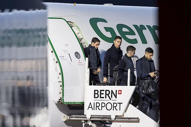 Die Spieler von Juventus Turin sind am Dienstagnachmittag auf dem Flughafen Bern-Belp gelandet. 
