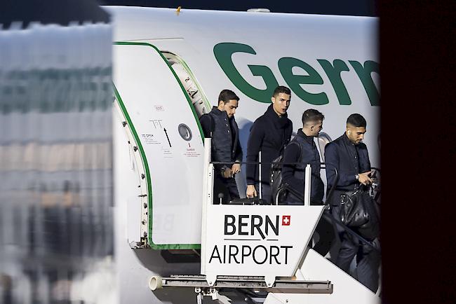 Die Spieler von Juventus Turin sind am Dienstagnachmittag auf dem Flughafen Bern-Belp gelandet.