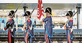 Sichtbare Spitze. Die Ehrengarde der Kantonspolizei repr&auml;sentiert die Pr&auml;senz der Sicherheitskr&auml;fte.