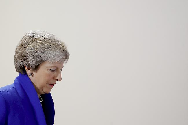 Unter Druck. Die britische Premierministerin Theresa May muss sich wegen ihres Brexit-Kurses einer Abstimmung über ihr Amt als Chefin der Konservativen Regierungspartei stellen.