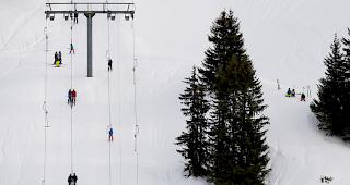 Ein Skiunfall kostet gem&auml;ss Suva durchschnittlich rund 7700 Franken. 