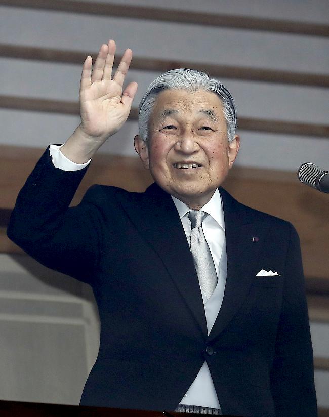 Tritt im 2019 ab. Kaiser Akihito war nach dem Tod seines Vaters Hirohito 1989 auf den Thron gekommen.