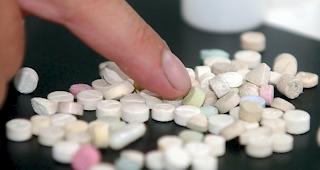 Der Mann trug mehrere Dutzend Amphetamin-Pillen auf sich. (Symbolbild)