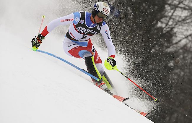 Ramon Zenhäusern fährt beim Weltcup-Slalom in Zagreb auf den siebten Zwischenrang.