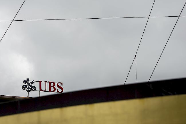 Angeklagt. Ein ehemaliger Angestellter der UBS wird verdächtigt, mindestens 233 Kundendaten an das deutsche Bundesland Nordrhein-Westfalen verkauft zu haben.