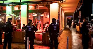 Grossaufgebot. Rund 1300 Polizisten gingen am Samstag im Ruhrgebiet gegen kriminelle Clans vor.