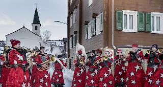 Guggentreffen in Unterb&auml;ch.