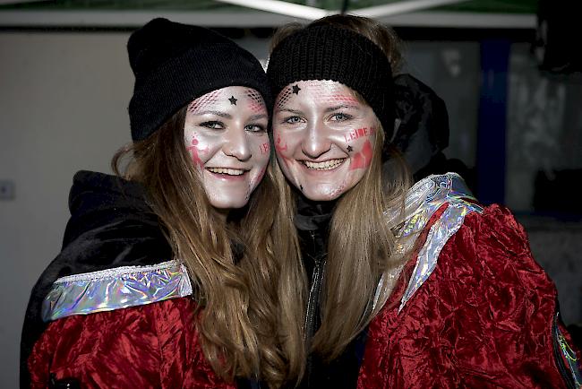 Céline (20) und Samira (21) Schnydrig, Unterbäch.