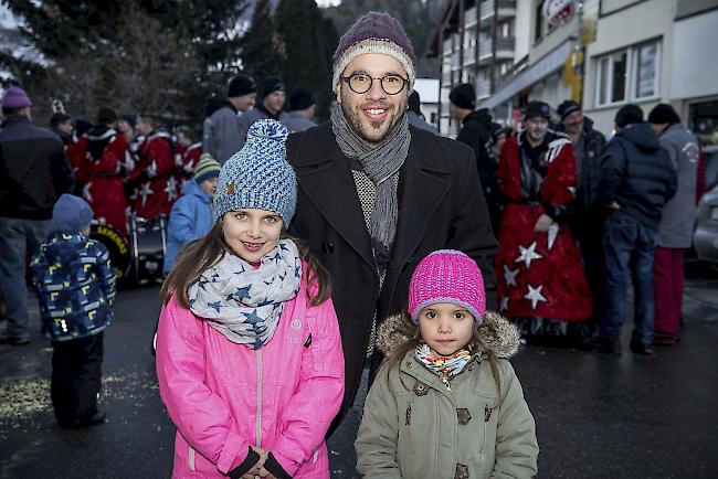 Elin (7), Patrick (43) und Gianna Werlen (4), Bürchen.