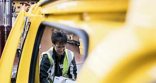 1,4 Prozent. Rund 26'000 Post-Mitarbeitende, die nach GAV angestellt sind, erhalten in diesem Jahr mehr Lohn.