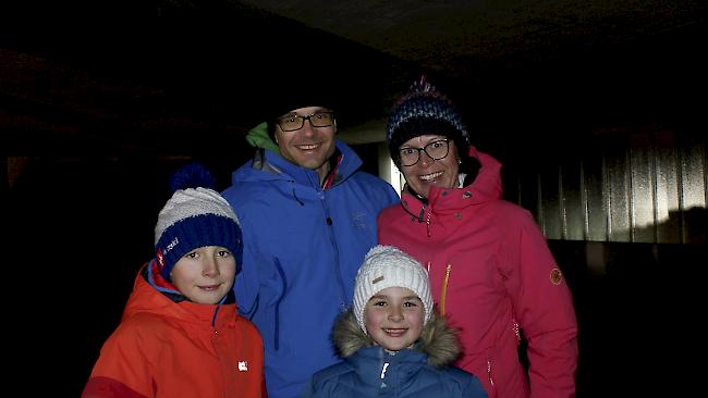 Stefan (46), Sonja (46), Mike (12) und Nora (8) Rechberger aus Pfyn Thurgau.