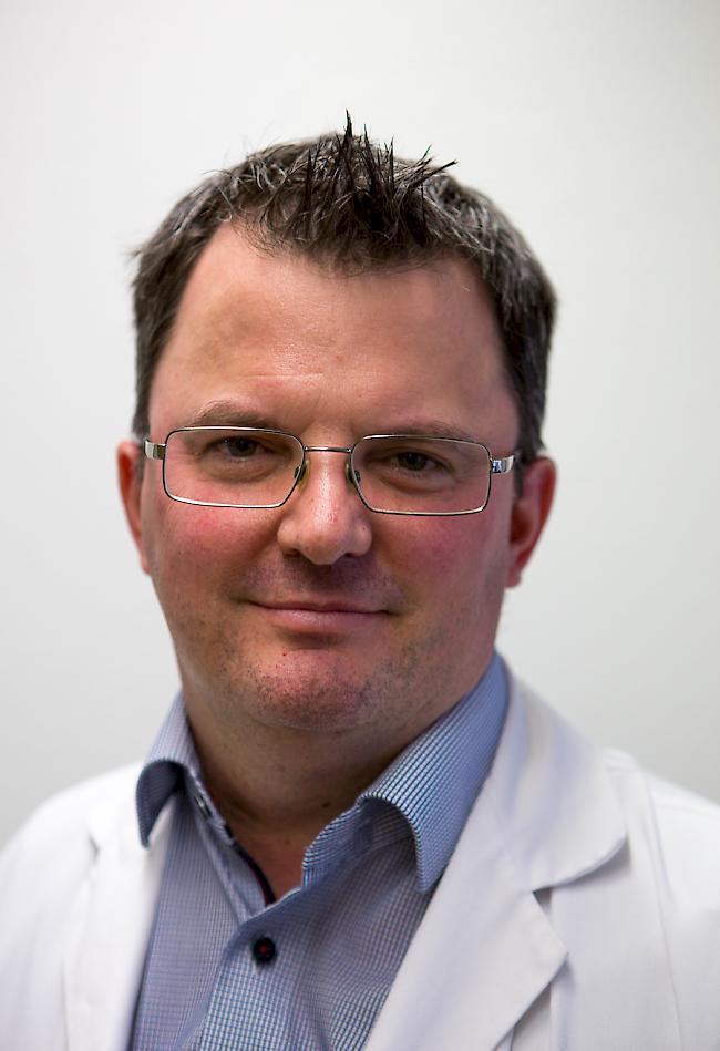Dr. med. Rolf Koch, Facharzt FMH Innere Medizin mit Schwerpunkt Geriatrie, beginnt Anfang März als Chefarzt in der Abteilung Geriatrie des Spitalzentrums Oberwallis in Brig.