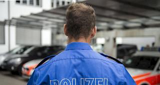 Einsatzkr&auml;fte der Kantonspolizei Solothurn sind in der Nacht von Freitag auf Samstag zu einem Grosseinsatz aufgeboten worden.   