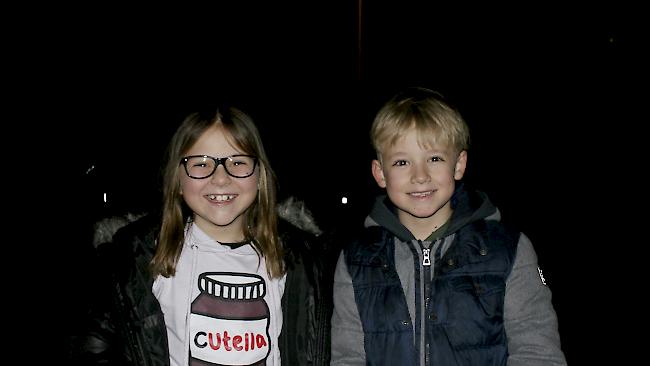 Enya (9) und  Alessio (7) Bayard aus Grône.