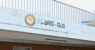 In die Jahre gekommen. Die Garderoben auf dem Sportplatz Geschina &shy;werden erneuert.