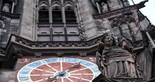 Bei einem Treffen haben Missbrauchsopfer dem Erzbischof von Marseille zehn Empfehlungen mitgegeben,  was die Kirche in Frankreich &auml;ndern k&ouml;nnte, um gegen Missbrauch vorzugehen. 